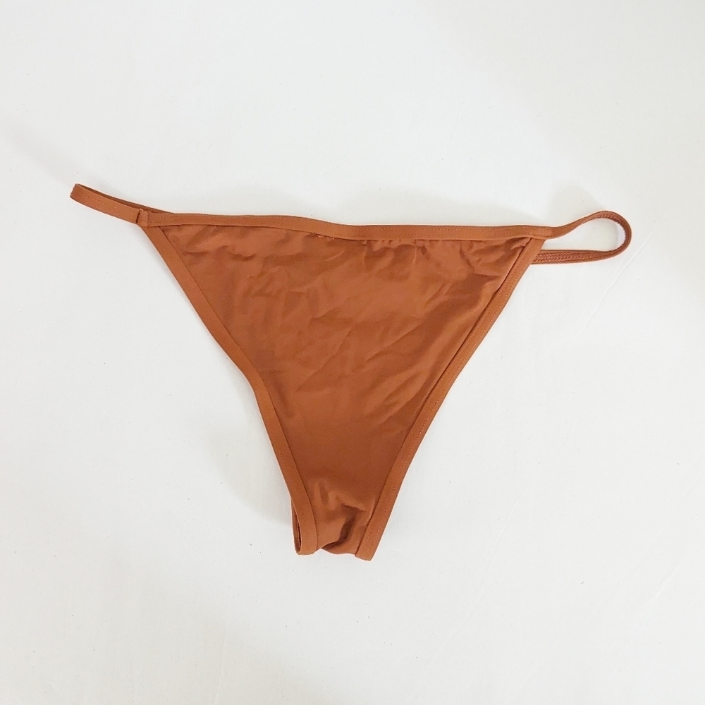 Dippin' Daisy's Cheeky Triangle Top String Bikini… - image 3